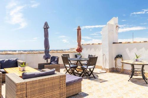 Bungalow Pink Al andalus - image 5
