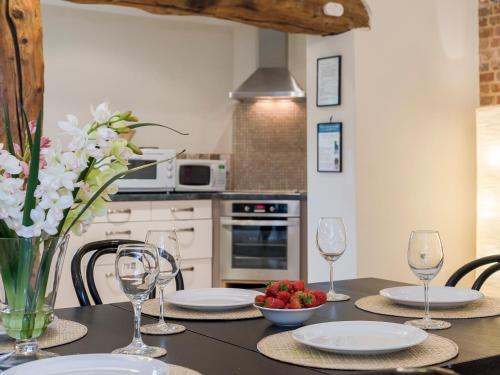 virtuve, The Stables - Ukc3684 in Tatterford