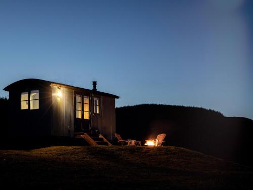 Зовнішній вигляд готелю, Curlew Shepherds Hut - Uk7628 in Боллінглуй