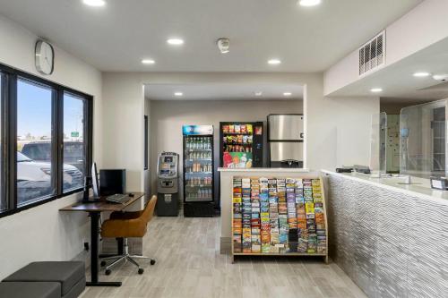 Days Inn by Wyndham Wheat Ridge/Denver West – Wheat Ridge, CO