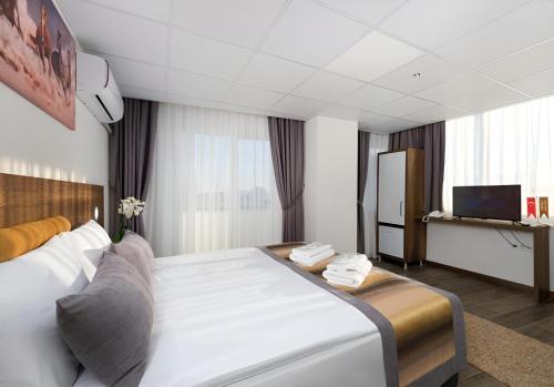 room detail thumbnail 0