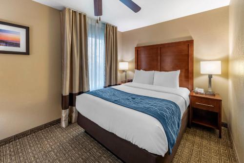 Comfort Inn & Suites Ventura Beach Room Type - Queen Suite - Non-Smoking