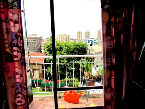 Balcony/terrace, Hostal La Casa Azul in Valparaiso