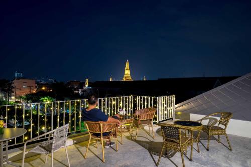 TUAN Hotel Bangkok near Wat Arun - image 13