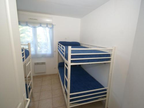 Cozy Holiday Home in Moriani-Plage with Swimming Pool - image 2