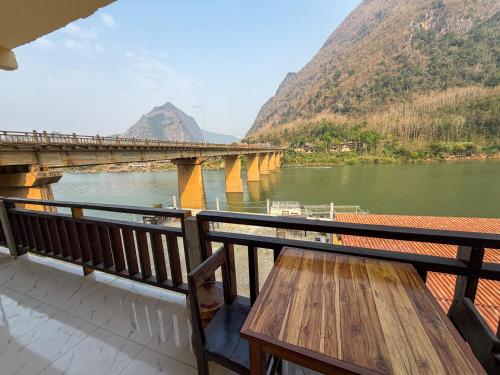 Views Backpackers Hostel in 琅多
