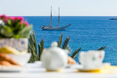 Sud Ibiza Suites - image 10