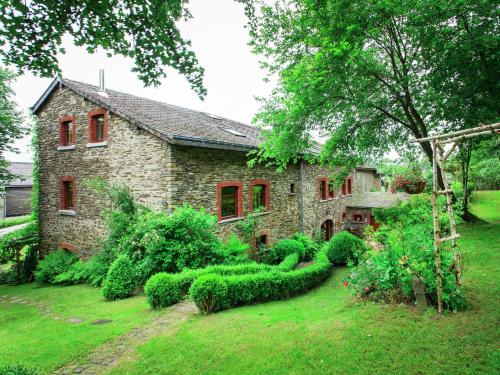 Cozy Cottage in Hubermont near Town Center
