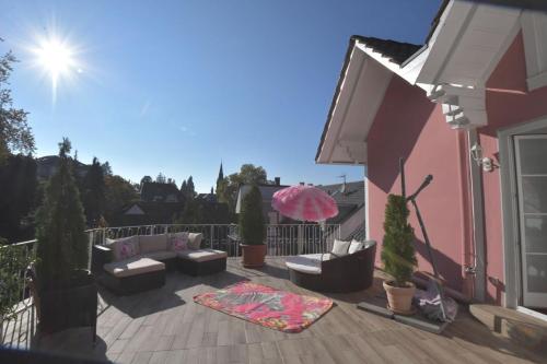 陽台/露台, Boutiquehotel Villa Rosenhof in 巴登魏萊爾