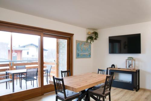 Seadmed, NNHouse: large terrace and marvelous view in Cassina Valsassina