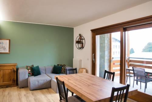Seadmed, NNHouse: large terrace and marvelous view in Cassina Valsassina