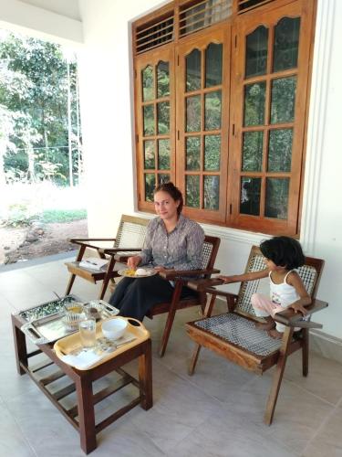 Restoran, Esmin's Homestay - womens only in Nuwara Eliya