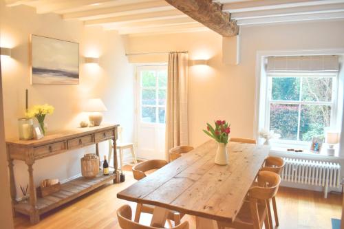 Luxurious Amberley House I Near Goodwood Events I With Garden & Parking in Boxgrove