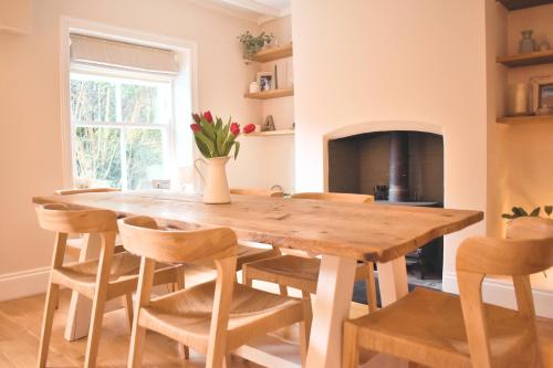 Luxurious Amberley House I Near Goodwood Events I With Garden & Parking in Boxgrove