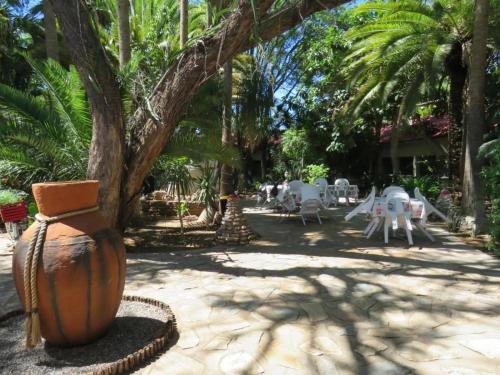 Kert, Faith City Guesthouse in Outjo