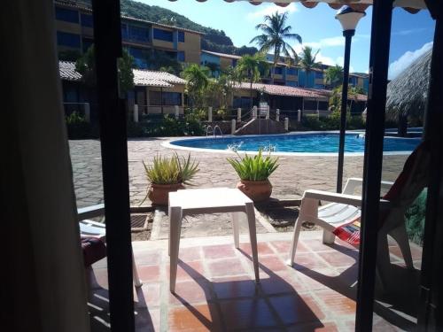 2 aptos 8 y 6 pax, nuevo, piscina, Pampatar, Margarita in Margarita Island