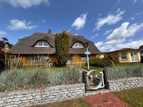 Ferienhaus Brise - Skipper's Kabine in Wieck, Deutschland