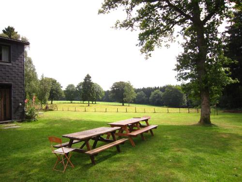 Sunny holiday home in Stavelot