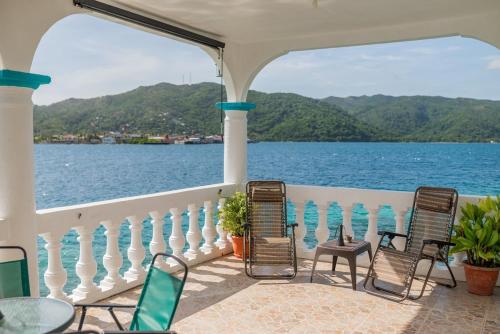 陽台/露台, Pond Cay - Family Vacation Rental in 瓜納哈