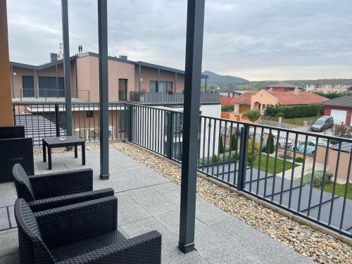 Kilátás, Paskom Apartmanház (Paskom Apartmanhaz) in Székesféhervár Városközpont