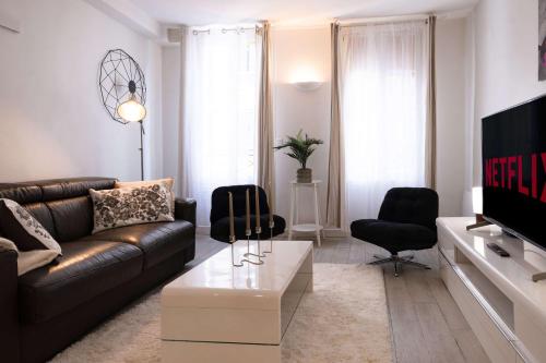 Hidden Gem in the Latin Quarter - image 2