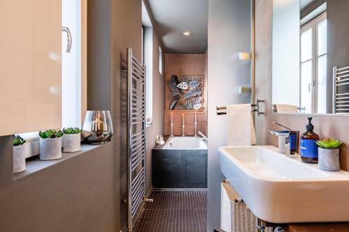 Prague Days - Deluxe Rooftop Terrace Apartment in the Old Town - image 14