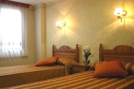 Hostal la Cepa - image 10