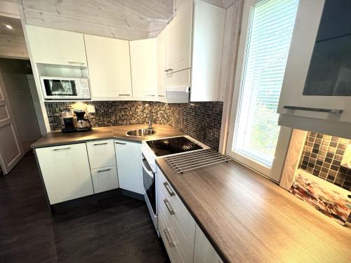 кухня, Lumilyhty A in Акасломполо