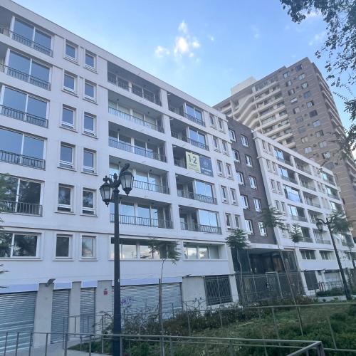 Moderno Loft a 3 min de Metro Matta Parejas descanso
