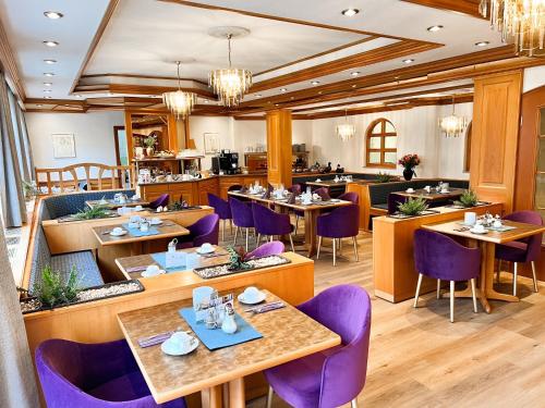 식음료(F&B), Stadthotel Munze in 바트 메르겐트하임 시티 센터