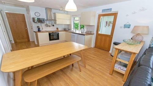 Seadmed, Swallows Beach Chalet Sleeps 6 Walk to the Beach in Croyde