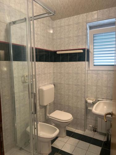 Studio apartmani Lončar (Studio apartmani Loncar) in เมดูลิน