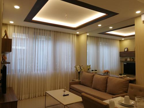 Adria Residences - Diamond Garden - 2 Bedroom Unit for 4 Person, Manila