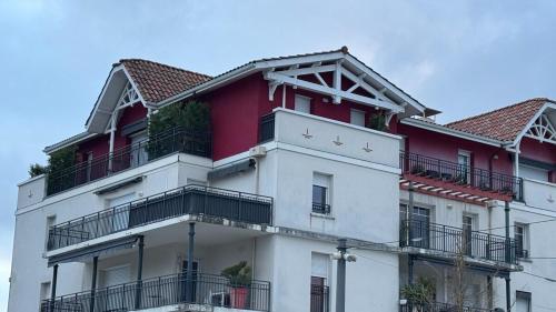Apartment for 6 people, terrace, parking in La Teste-De-Buch