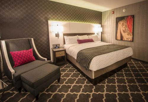 The Guest House at Graceland - image 4