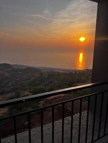 Skats, Top End Flat in Agastya seaview Resort and Spa in Harnai