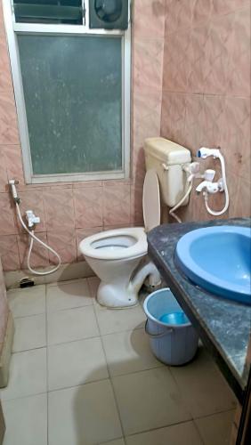 Megacity Inn - image 2