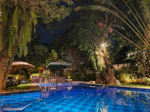 Amor Deluxe Suite with Swimming Pool Access - Hidden Paradise in ดินิวิด