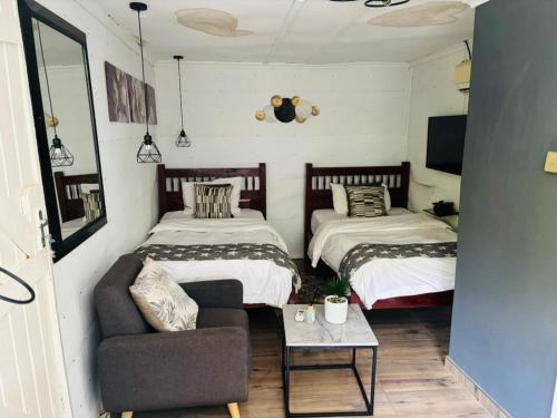 设施服务, Cabin in The Garden – Kwekwe - 2369 in 密德兰