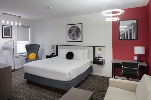 Ramada by Wyndham Jersey City in Jersey City (NJ)