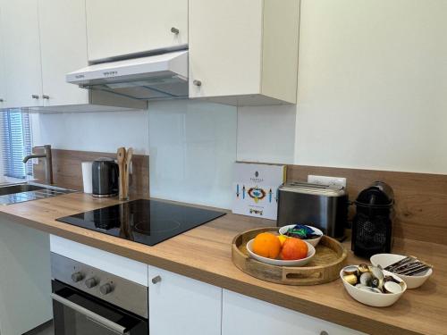 Cozy cocoon in the heart of town HEC & Tecomah in 茹伊昂若薩