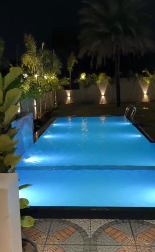 Úszómedence, Shyama Resort in Mhow