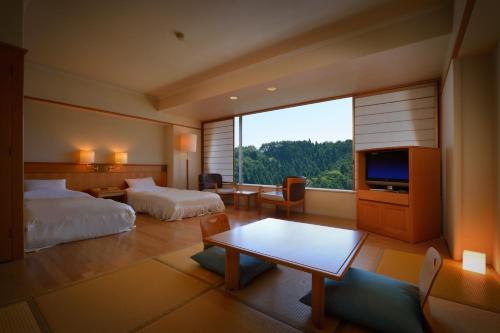 Hotel Matsushima Taikanso Hotel Matsushima Taikanso is perfectly located for both business and leisure guests in Matsushima. The property features a wide range of facilities to make your stay a pleasant experience. Service-min