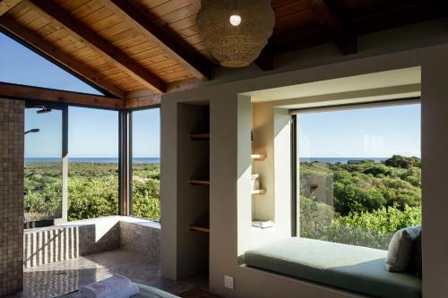 Two Luxury Cabins in Romansbaai Beach & Fynbos Estate - With Inverter in Birkenhead