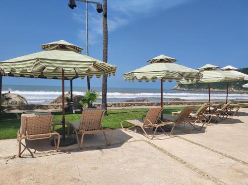 playa, Pierre Mundo Imperial in Puerto Marques