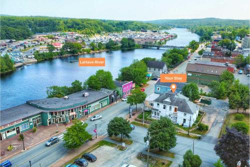 Easter Sale 1BR Big Kitchen by River and Trails in Bridgewater (Új-Skócia)