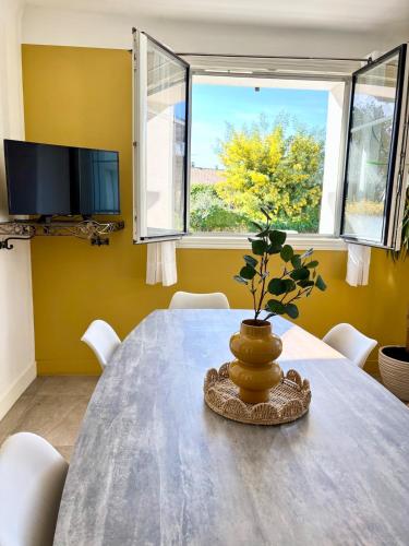 Appartement avec jardin, a 2 min de St Jean Pied de Port in Ispoure