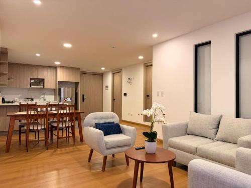 Modern and great location, free garage and wifi