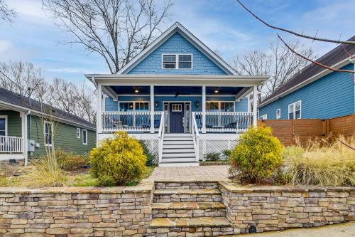 Chic and Central Downtown Duplex 1 Mi to Duke! - image 39