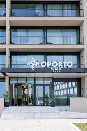 Udvendig, Oporto Fly Hotel in Maia